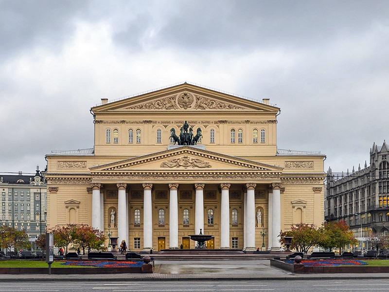 Bolshoi Theatre Moscow_a1qcViRrP2.jpg